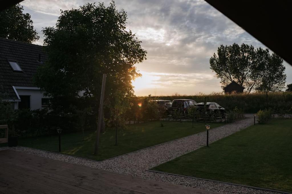 De Os Aan De Dijk Villa Grafhorst Buitenkant foto